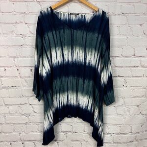 Women’s tie dye tunic top size large L asymmetrical blue white ombré stretch